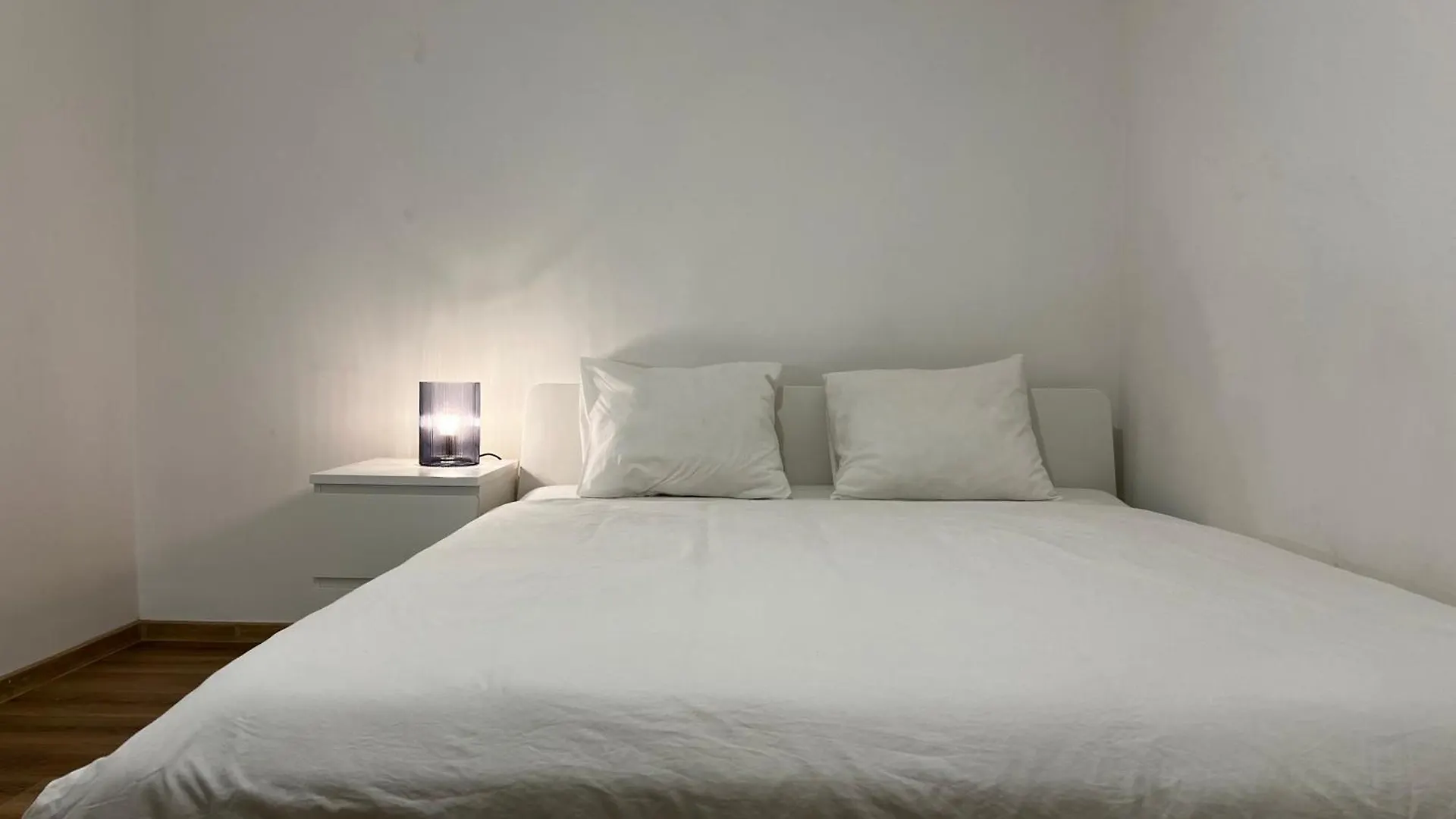 Apartman B New Apartment, Free Parking, Close To The Center Prága