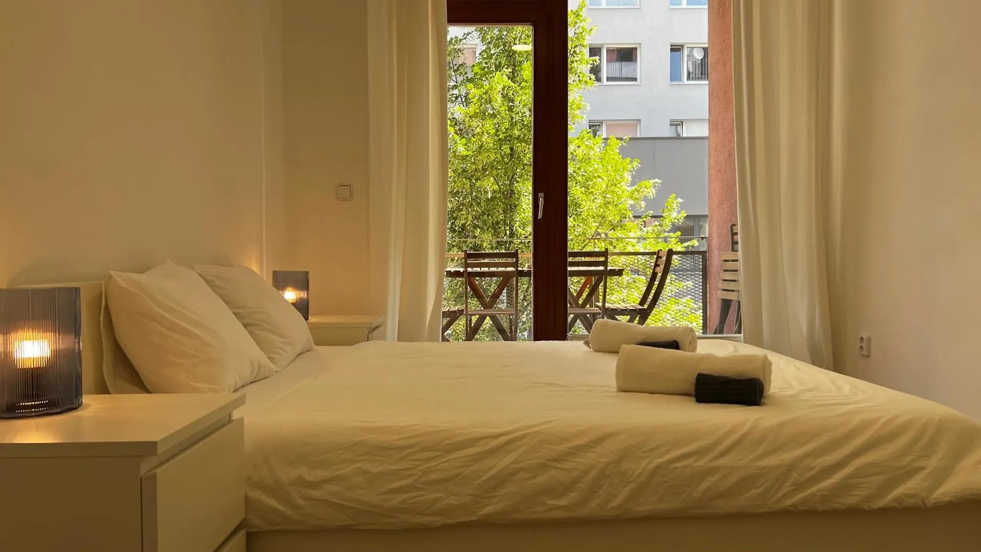 B New Apartment, Free Parking, Close To The Center Prága 0*,  Csehország