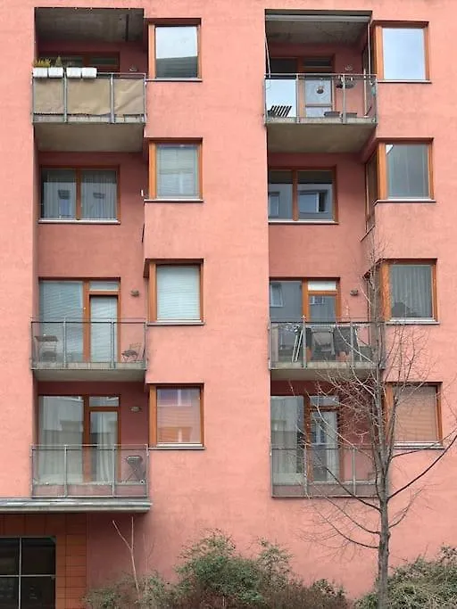 B New Apartment, Free Parking, Close To The Center Prague Apartment