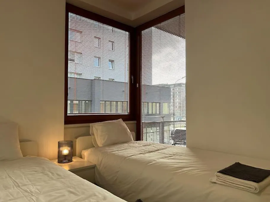 B New Apartment, Free Parking, Close To The Center Prague